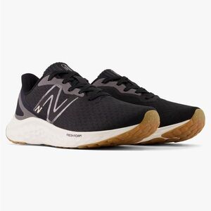 New Balance Women's Fresh Foam Arishi V4 Running Shoe, Size 9.5